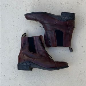 Ariat riding boots US 4